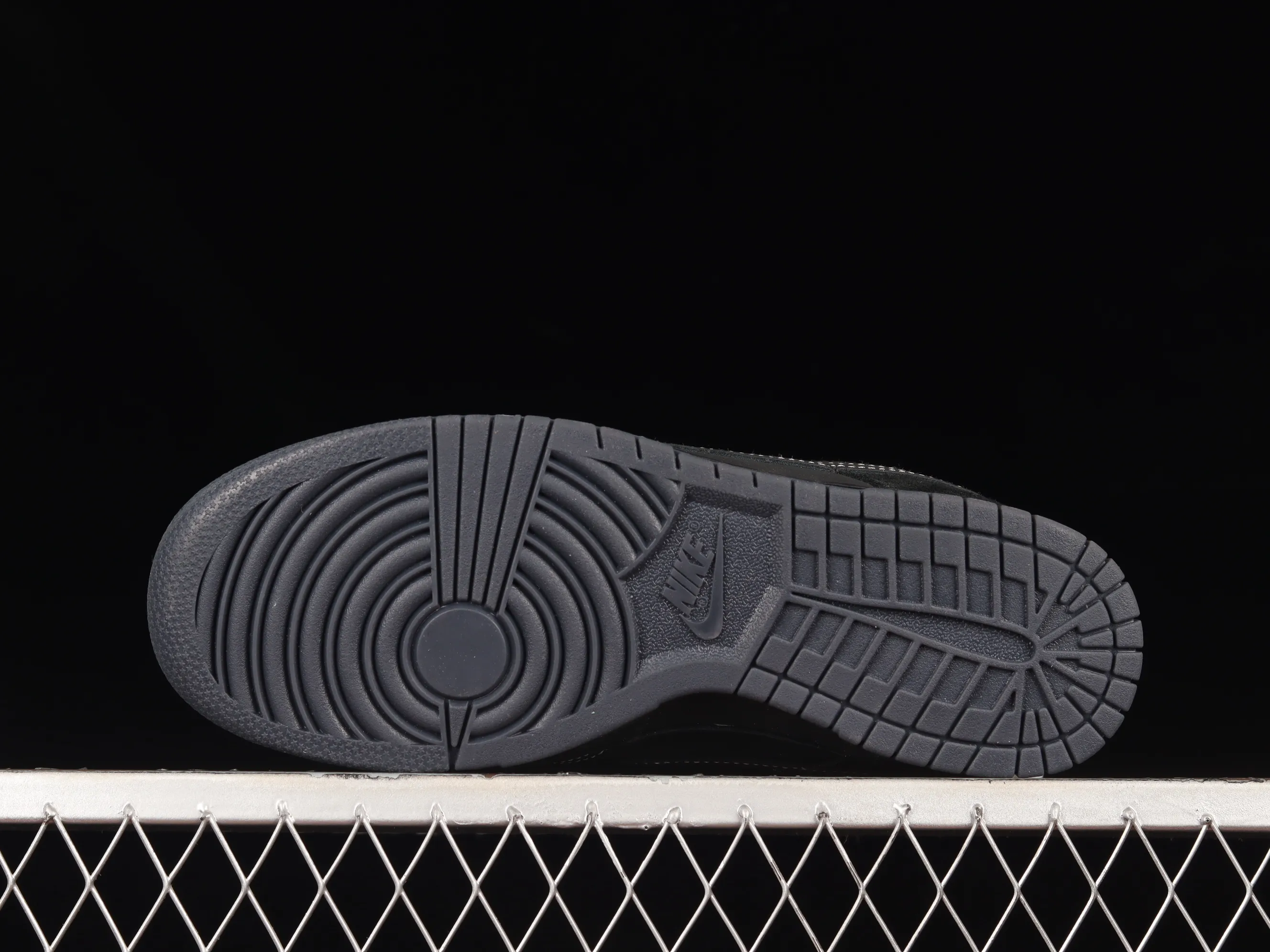 All categories Nk SB Dunk series Nk SB Dunk Low low-top sneakers F version Nk SB Dunk Low Black Warrior SB low-top sports and leisure sneakers DM7866-002